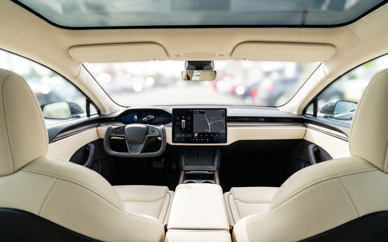 Tesla Model S — interior